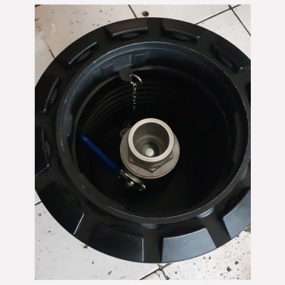 Spill container